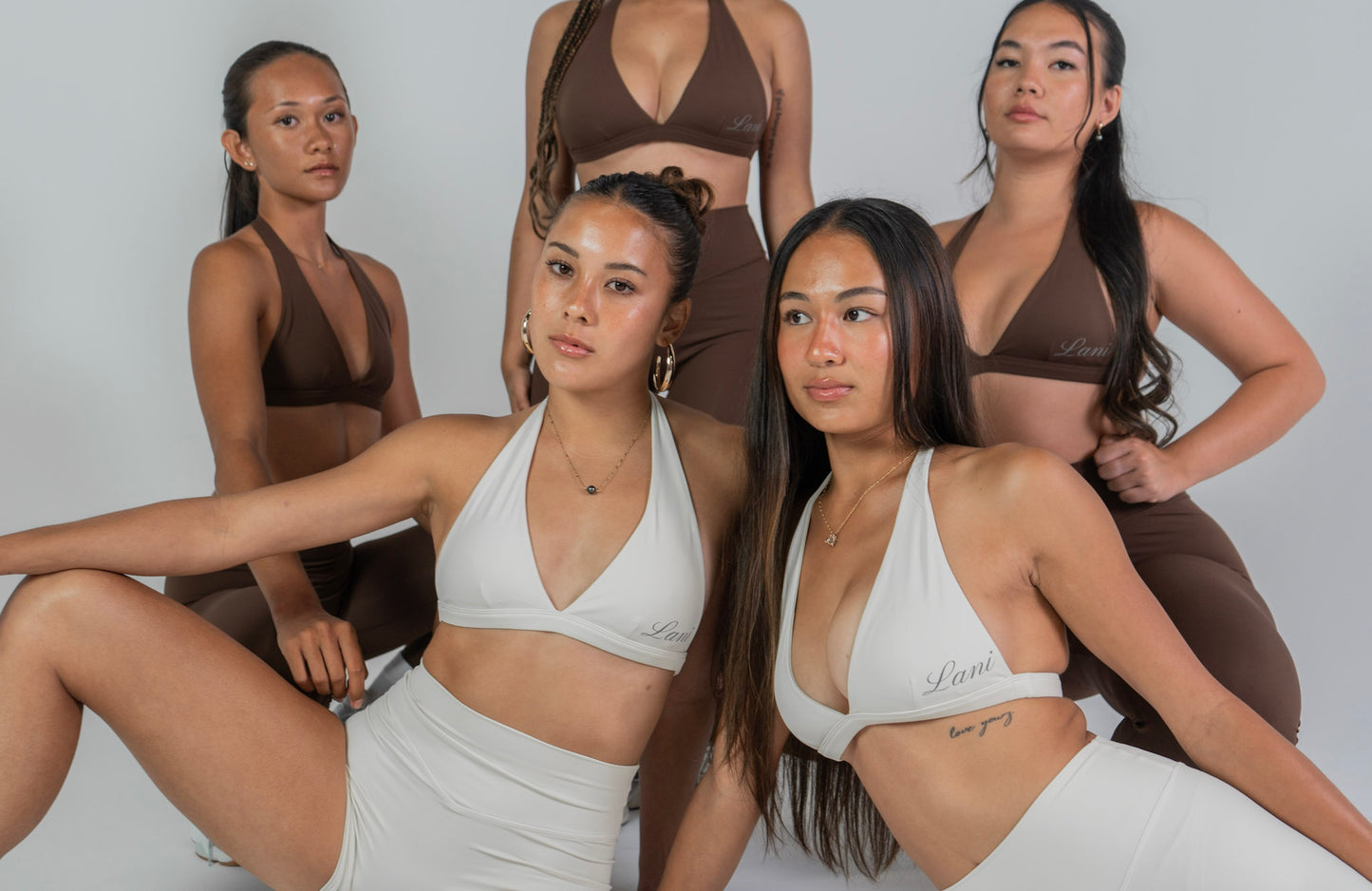 Signature Form Plunge Bra